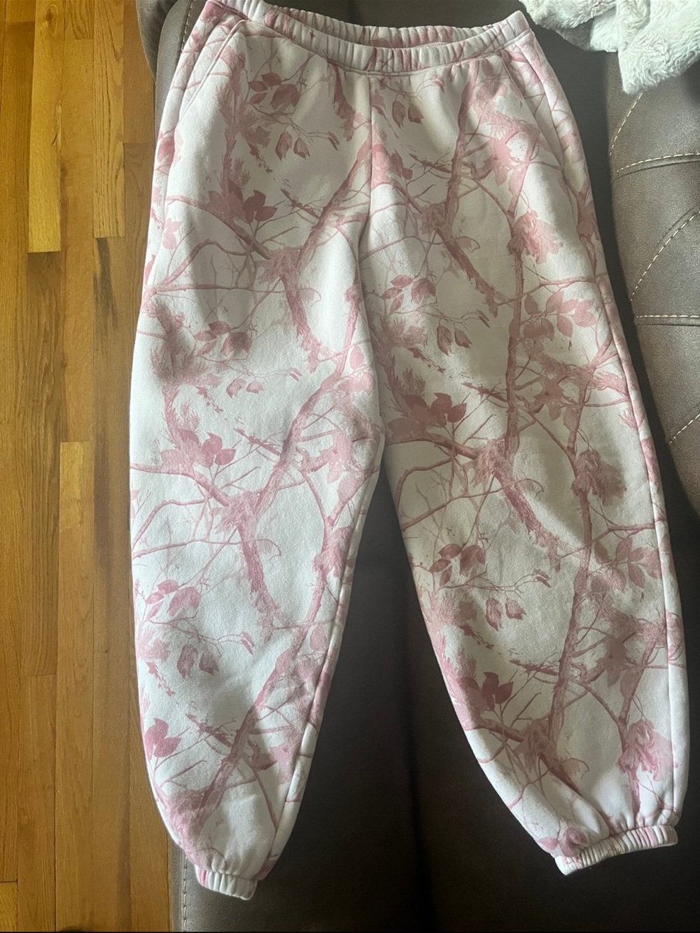 ABERCOMBIE & fitch pink camo sweatpant medium
